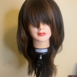 Synthetic Wig Brown W/Highlights 18"